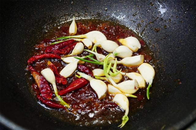 夏天可以吃羊肉吗，夏天可以吃羊肉吗 夏天清炖羊肉怎样做（建议少吃猪肉羊肉）