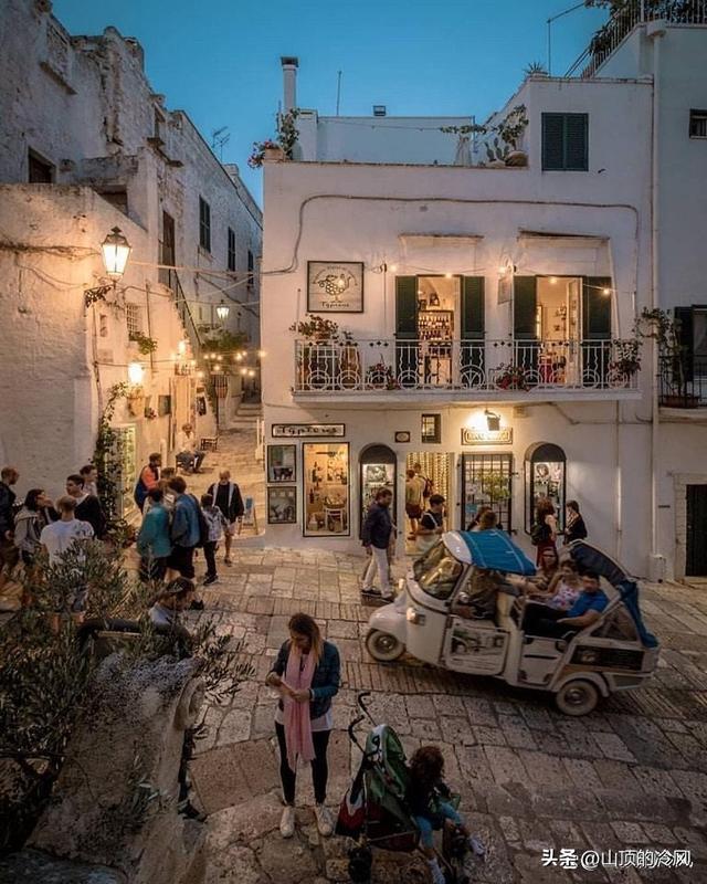 意大利旅游景点，意大利的特色旅游景点（意大利旅行必去的十个地方）