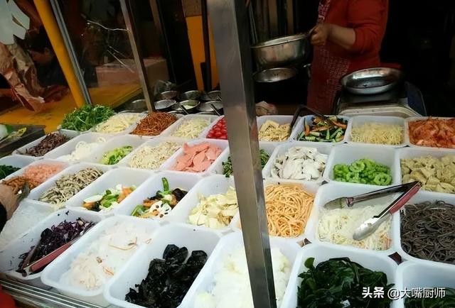 凉拌菜的调料配方，做凉拌菜要放的调料（用了4种“秘制调料”）