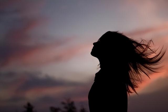 陷入婚外情无法自拔怎么办，陷入婚外情无法自拔怎么办啊（解决婚外情的必胜法则）