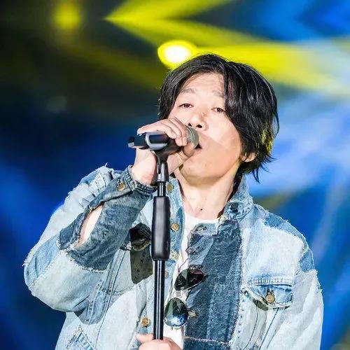 90后网络歌曲，网络歌曲大全流行歌曲（十首90后即便忘记了歌名也能跟着唱的经典歌曲）