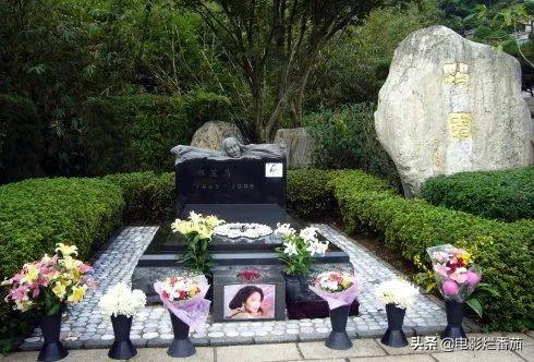 邓丽君简介个人简历，邓丽君简介（是华语乐坛献给世界“最珍贵的礼物”）