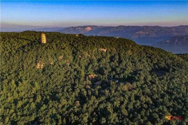 楚雄狮山景区，袖珍九曲黄河，万佛塔锁门，70元/人，你觉得值吗