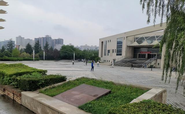 西安邮电大学录取分数线，2019西安邮电大学分数线汇总（这所双非大学综合实力一般）