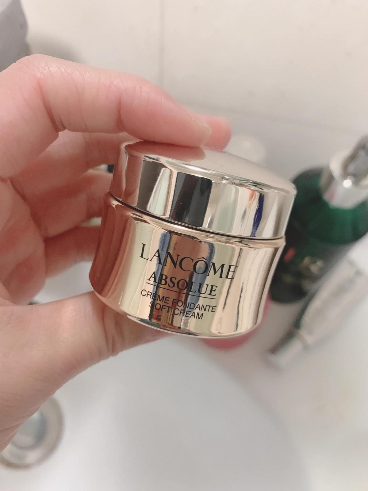 30至40岁便宜又好用的护肤品，40岁女人用什么护肤品补水和抗皱便宜（建议用这3款大牌面霜）