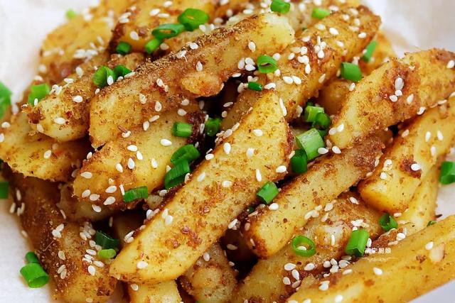 薯条的制作方法，自制薯条的方法（出锅比买的更好吃）