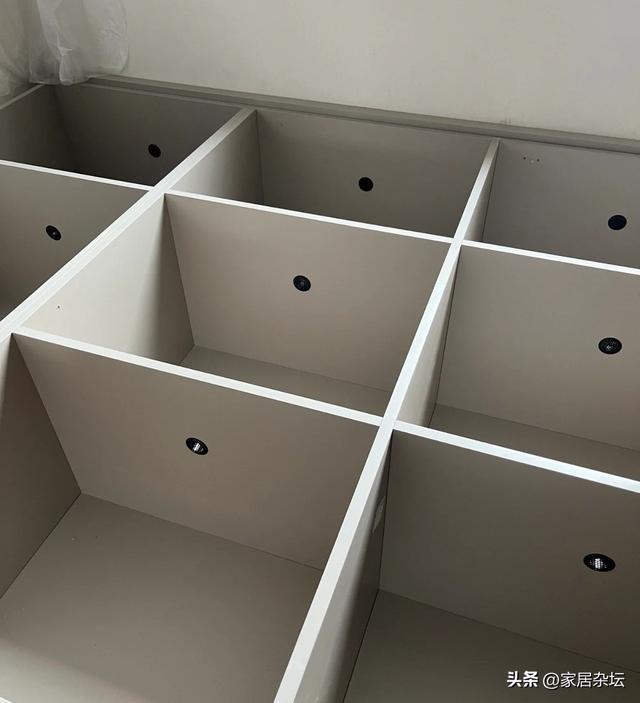 榻榻米什么意思，榻榻米是什么（不会再装榻榻米）