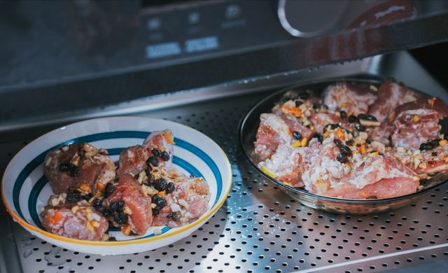 美的电烤箱怎么用，美的烤箱怎么用（美的D5微蒸烤炸一体机使用分享）