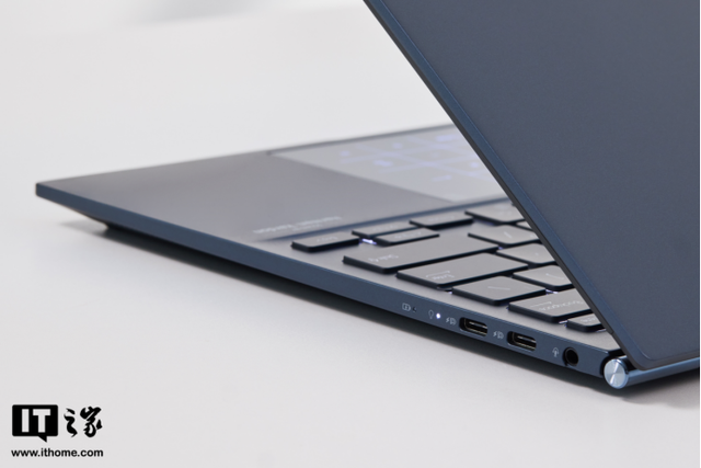 Fn键是什么意思，键盘上FN键怎么用（U，好屏在先、颜值在线）