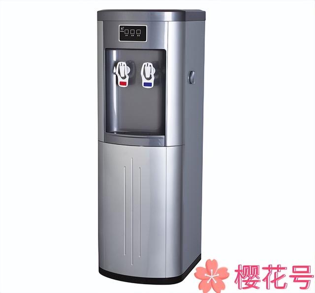 饮水机漏水怎么回事及如何解决，沁园饮水机漏水怎么回事及如何解决（饮水机漏水的原因有哪些）