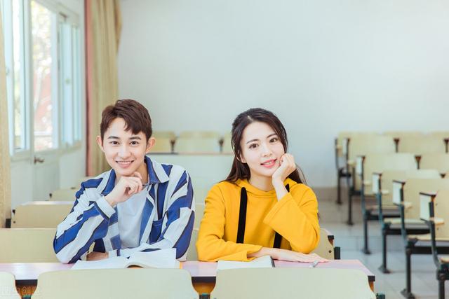 大学毕业后当兵好不好，大学毕业前当兵好还是毕业后当兵好（当兵就等于上大学）