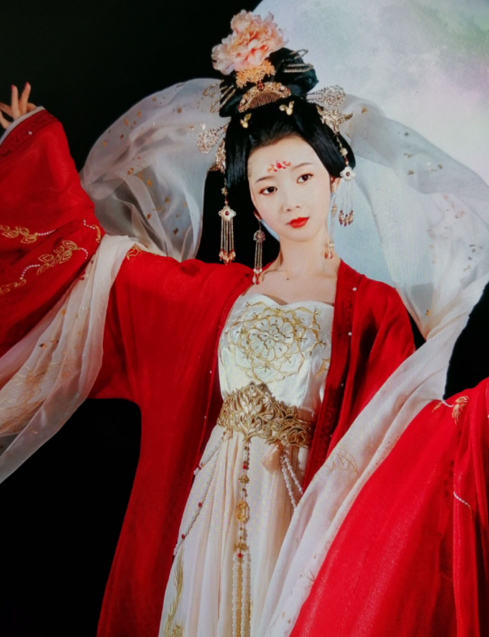 如何发没有图片的朋友圈，怎么发没有图片的朋友圈（手把手教你生成专属古装照片）