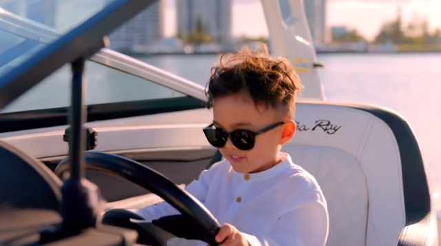 吉他 粉色 小清新，吉他的图片大全唯美（儿子罗密欧首次出镜）