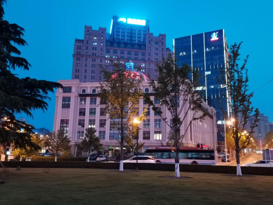 中山晚上哪里好玩，广东中山十景免费景点（大连行之中山广场：夜幕降临）