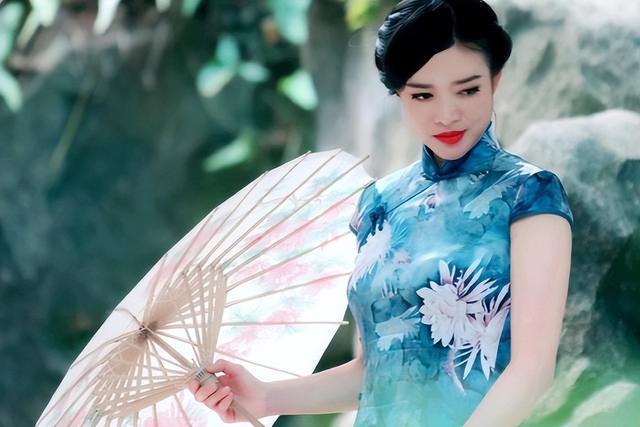 旅夜书怀杜甫描写了什么画面，杜甫的《旅夜书怀》写于（学会后可迅速提高诗词水平）