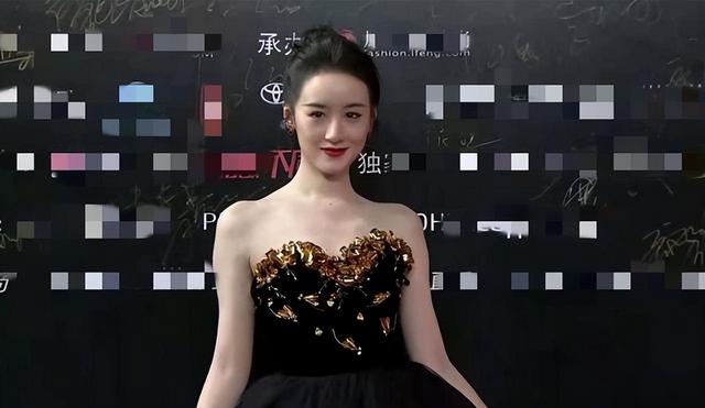 没有整过容的女明星，90年没整过容的女明星（“不老女神”现原形）