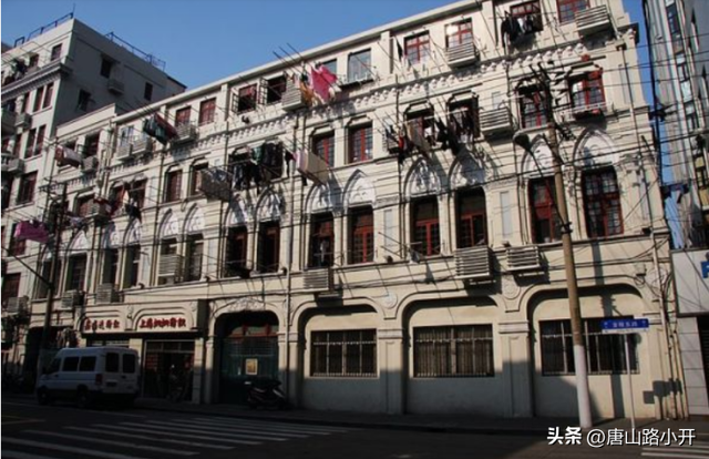 上海有什么著名的建筑，上海有名的建筑（百年上海滩百年建筑史）