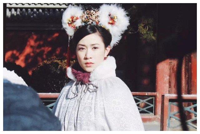 影视演员闫妮个人简历，余男：我们的四十岁不是豆腐渣