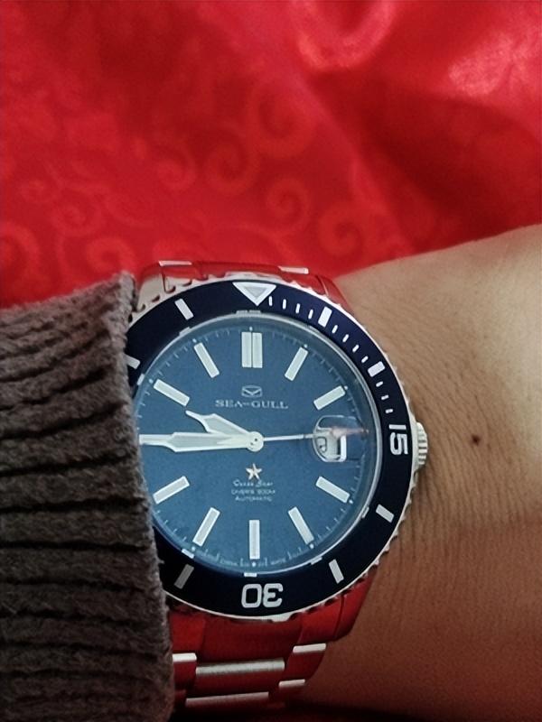 海鸥手表是什么档次，戴海鸥手表的都是什么人（海鸥哪个系列的腕表好）