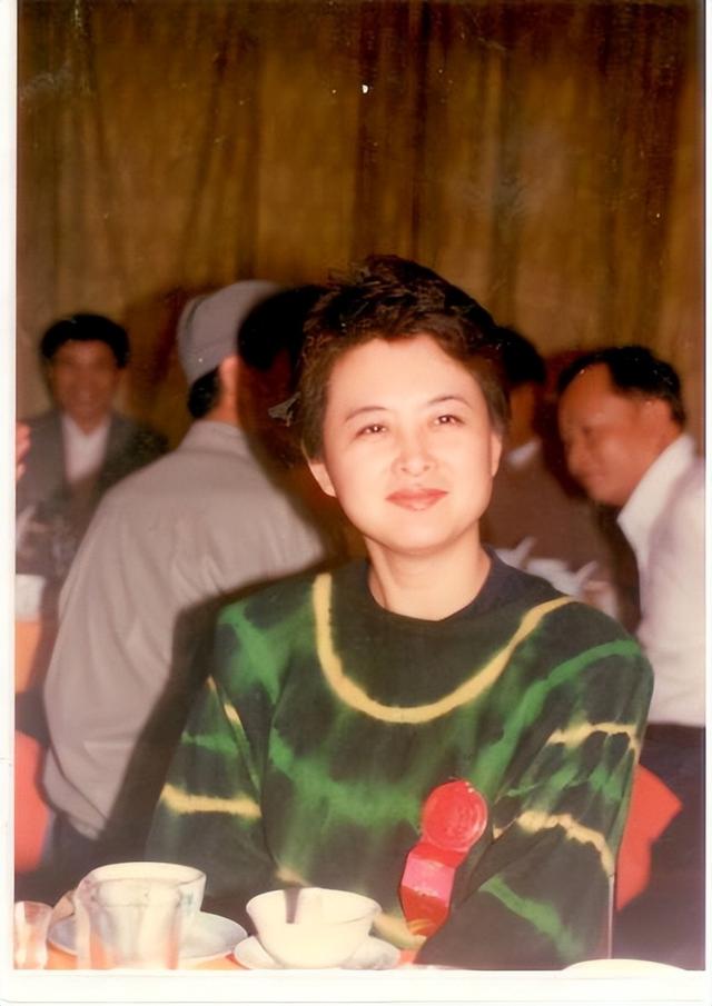 著名主持人临终遗言，央视主持肖晓琳