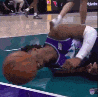 nba超囧镜头，囧神是哪位球员的绰号（NBA那些无脑失误）