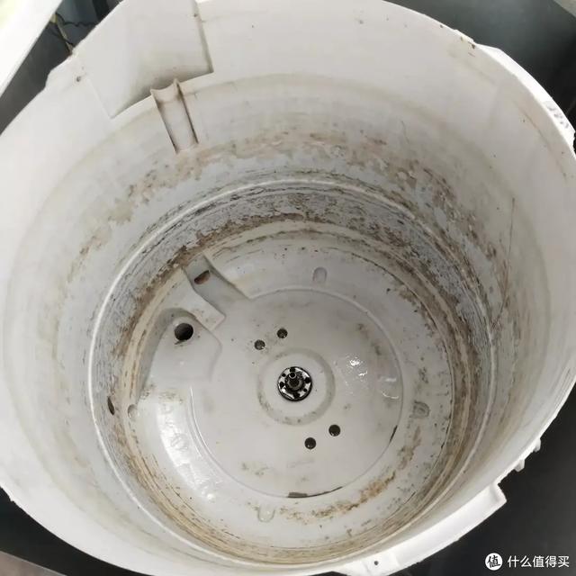 乒乓球拍怎么清洗，乒乓球拍胶皮脏了如何清洗（洗衣机长期使用后拆机实录集锦）