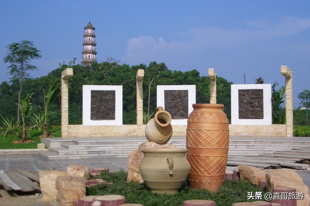 湛江旅游景点，湛江旅游景点大全介绍 湖光岩（广东省湛江市雷州市十大景区有哪些）