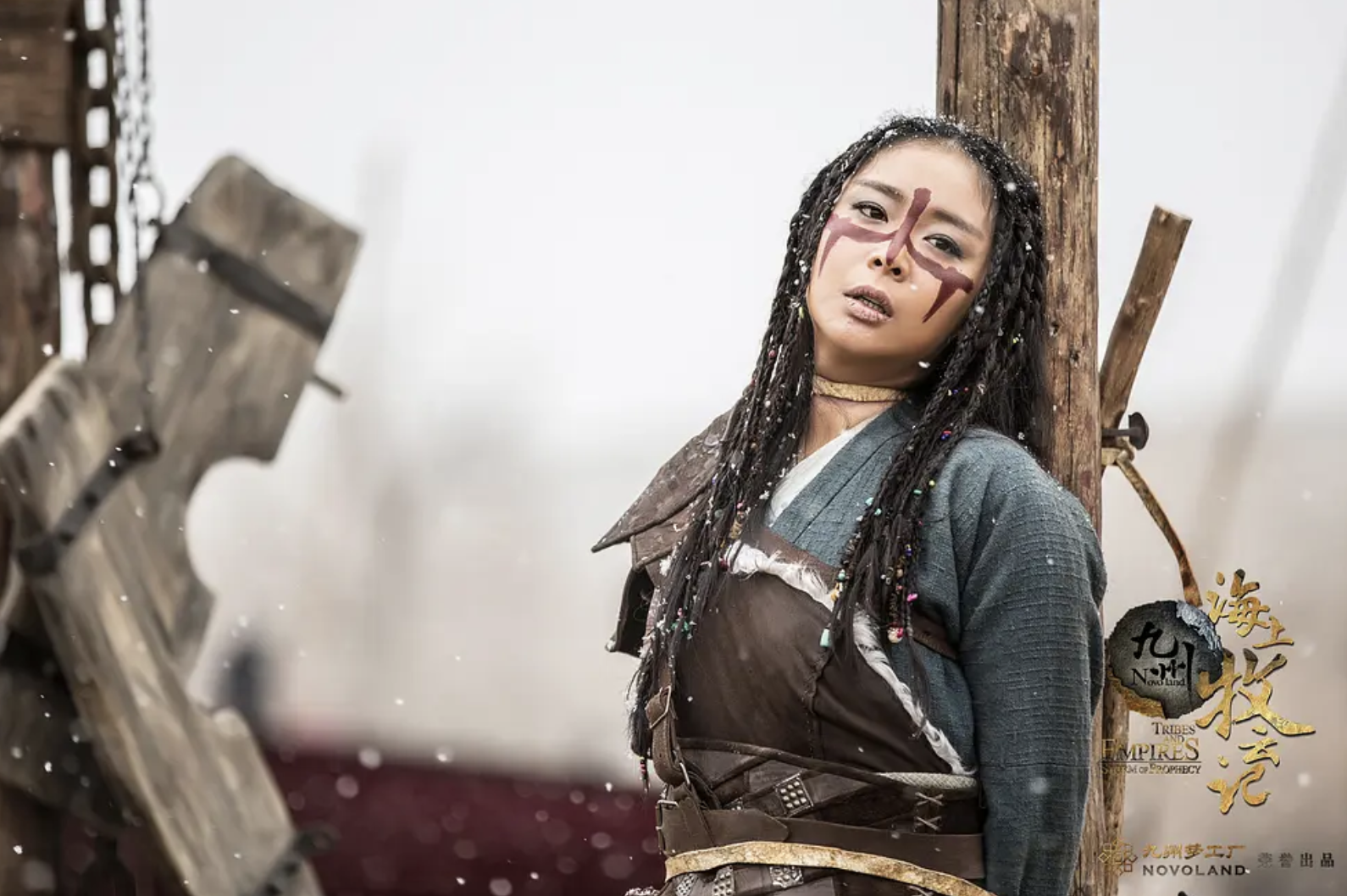 在拍摄《边境风云》时,高叶被保鲜膜裹脸,差一点窒息憋死.