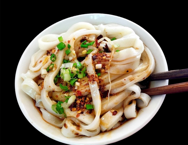 广元蒸凉面的做法，广元凉面的做法最正宗的做法（四川，就得凉着吃！<二>）