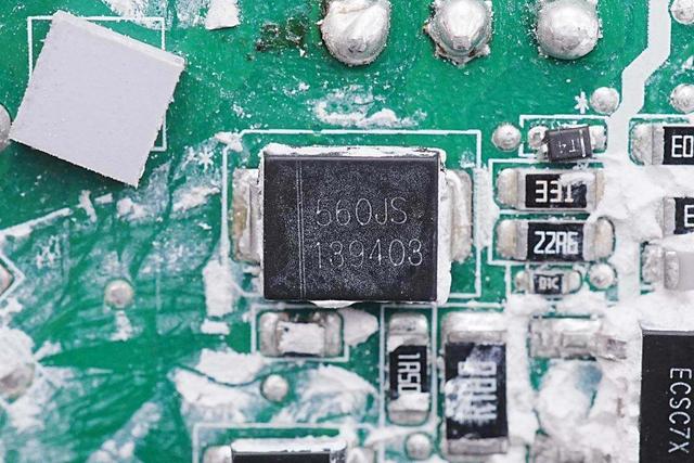 电脑适配器是什么，什么是适配器（拆解联想100W电源适配器看看用料）