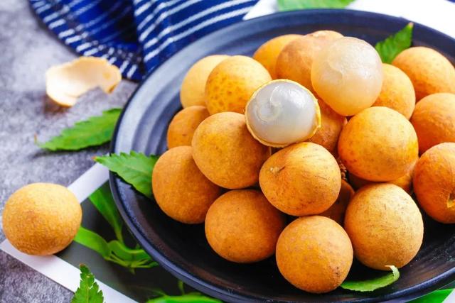 菠萝蜜是发物吗，菠萝蜜是不是发物（这么多“发物”，到底哪些能吃）