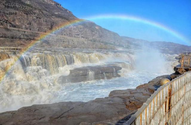 山西黄河壶口瀑布，怎么去山西黄河壶口瀑布（黄河壶口瀑布）