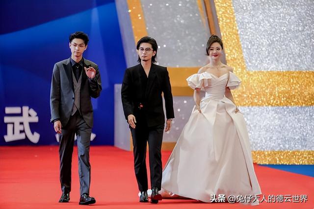 秦霄贤，秦霄贤宣布恋情（德云社秦霄贤回应传闻图片）