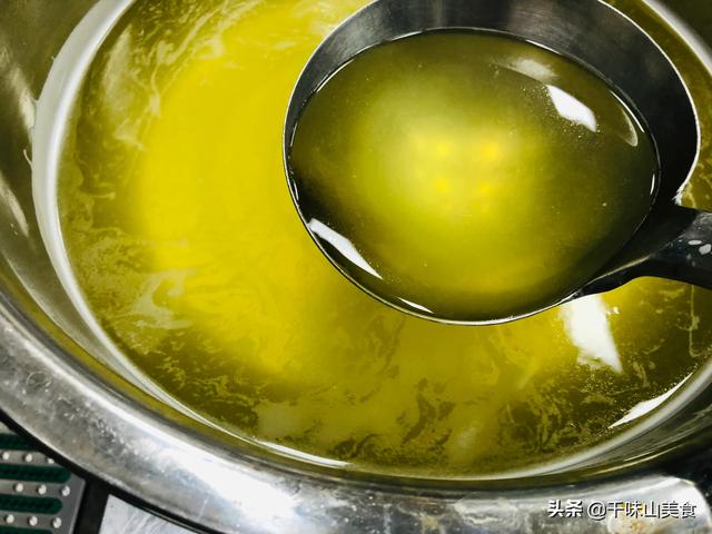 干虾仁做汤怎么做，干虾仁做汤的做法大全（大厨教你正宗酒店炖汤一位88元）