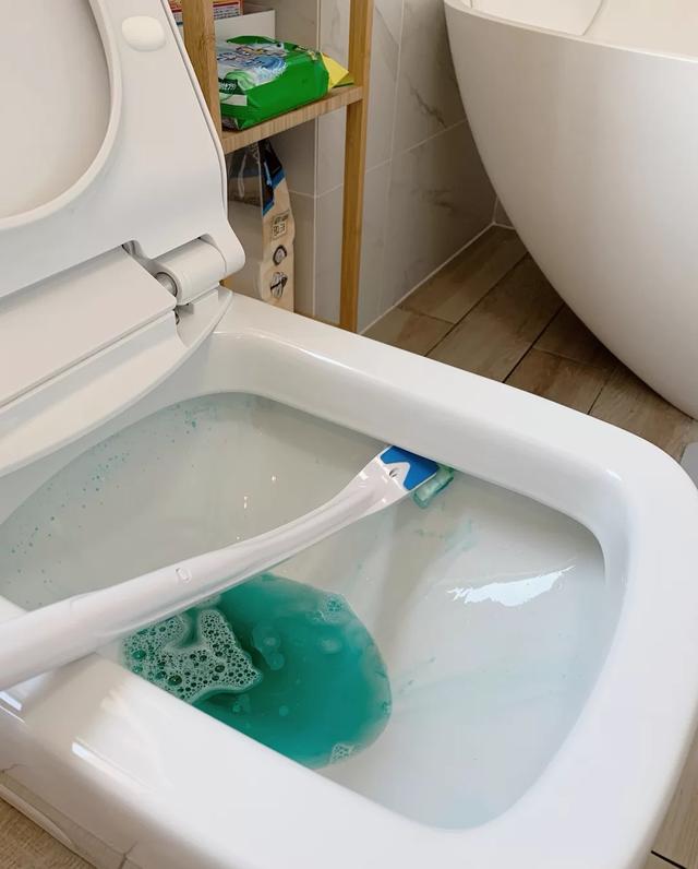 美工刀怎么掰刀片，美工刀刀片怎么折断（了解正确用法后）