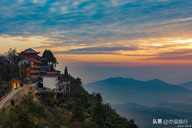 乐山大佛旅游攻略，乐山大佛景区攻略详细（乐山大佛峨眉山一日游攻略）