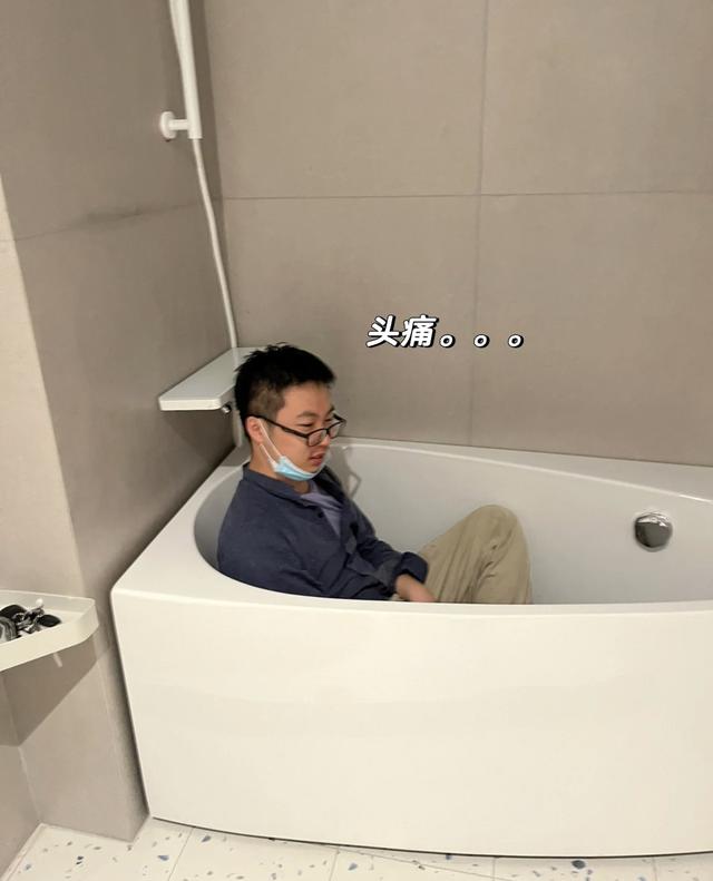 抽屉卡住了拉不出来怎么办，抽屉卡住打不开怎么办（忽略装修中的尺寸有多尴尬）