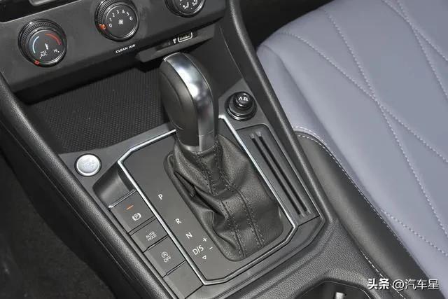 朗逸汽车价格及图片(体验2023款大众朗逸) - 四帝国车市