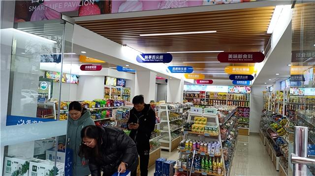 零食店的产品及特色，3大快销品类各具特色