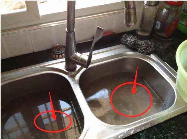 一炮通管道疏通器，一炮通疏通器伤管道吗（别傻傻用热水烫了）