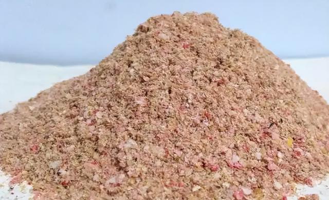 怎么钓鲢鳙，一米水深怎么钓鲢鳙（只要注意3个“铁律”）