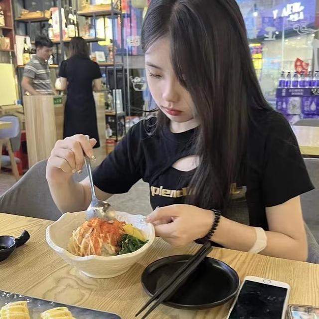 可爱女网图，微信头像，可爱女网图（2022更新可爱女生头像）