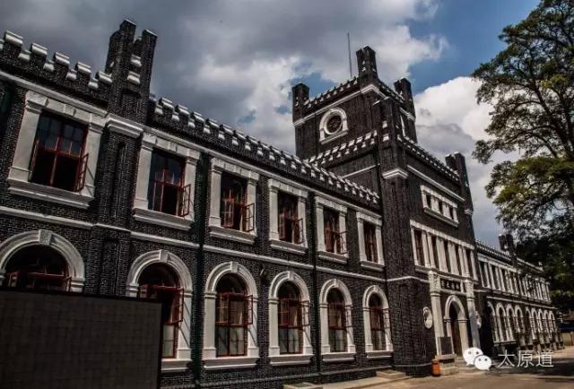 山西大学文学院，山西大学文博考研加试（山西大学今日荣登“双一流”）