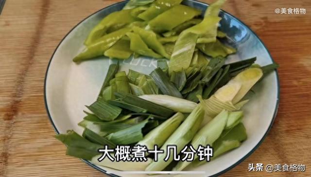 小炒回锅肉的做法，直接下锅炒是大错