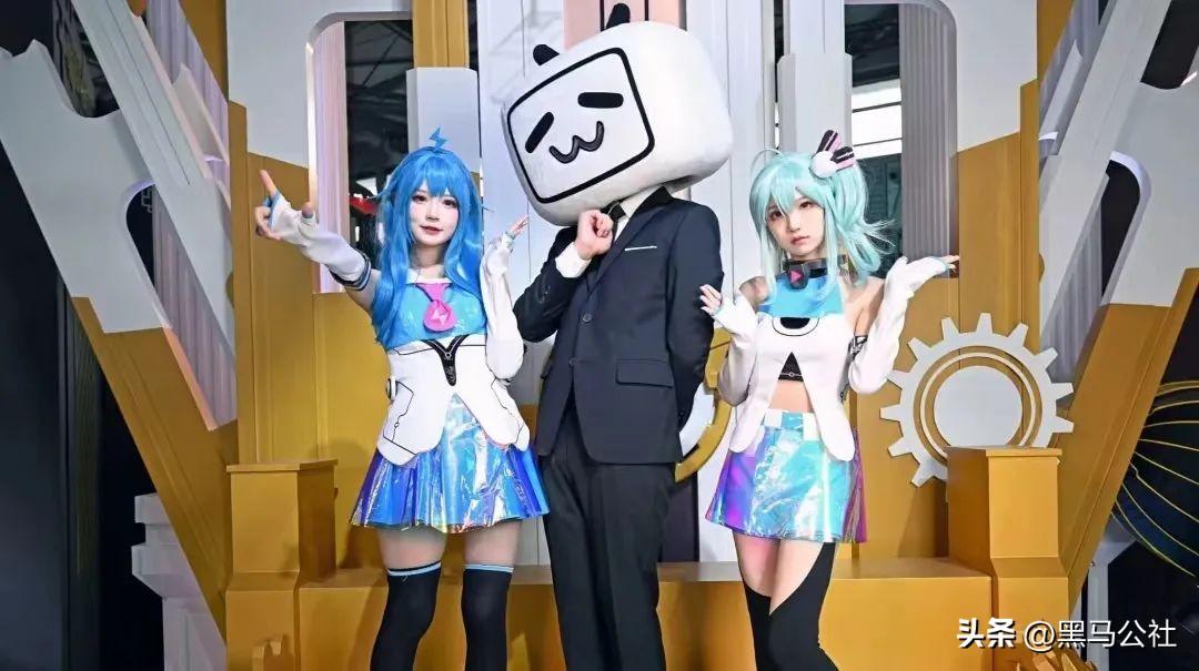 看抖音怎么快进 抖音怎么快进后退，看抖音怎么快进（却越来越“抖音”化）