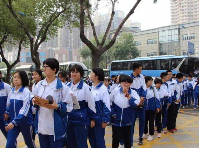 通化师范学院学费多少，通化师范学院继续教育学院学费（大中小学寒假提前）