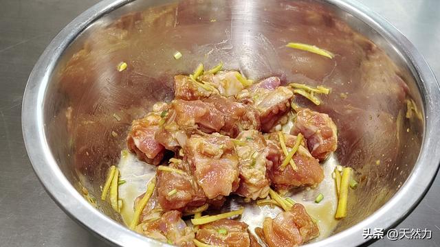 蒸排骨的做法最正宗的做法，原汁原味的清蒸排骨