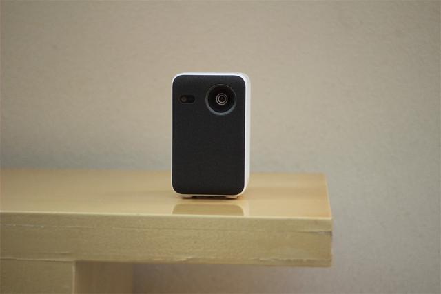 小米投影仪mini，装进背包里的移动影院
