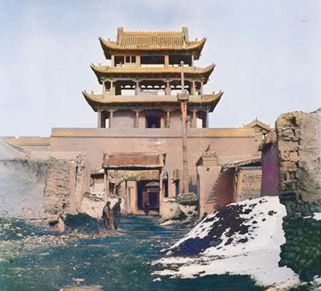 天下第一雄关是什么关，天下第一雄关是那个关（外国人镜头下威震西域、巍峨壮丽的天下雄关）