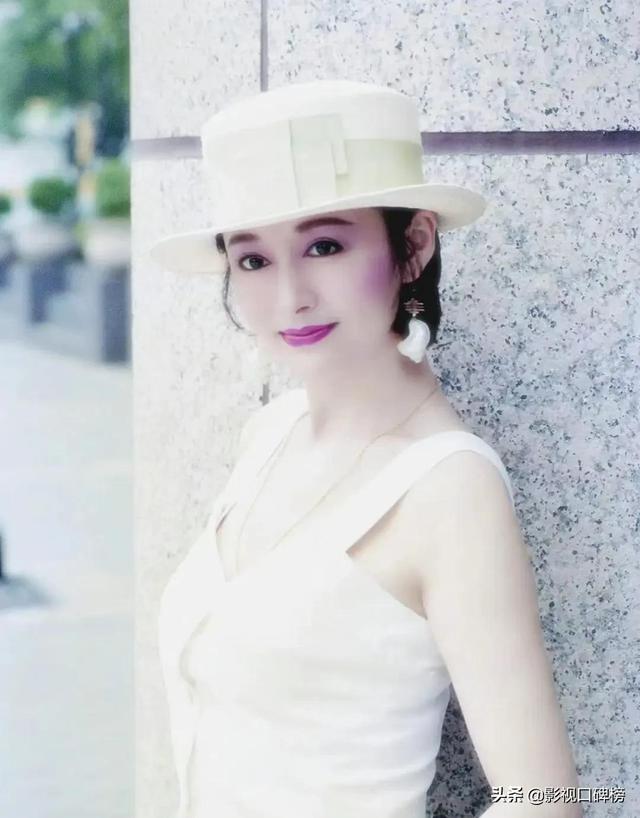 潘迎紫演武则天的时候多大了,潘迎紫演过武则天吗(潘迎紫真是娱乐圈的一个传奇) 潘迎紫演武则天的时候多大了,潘迎紫演过武则天吗(潘迎紫真是娱乐圈的一个传奇)